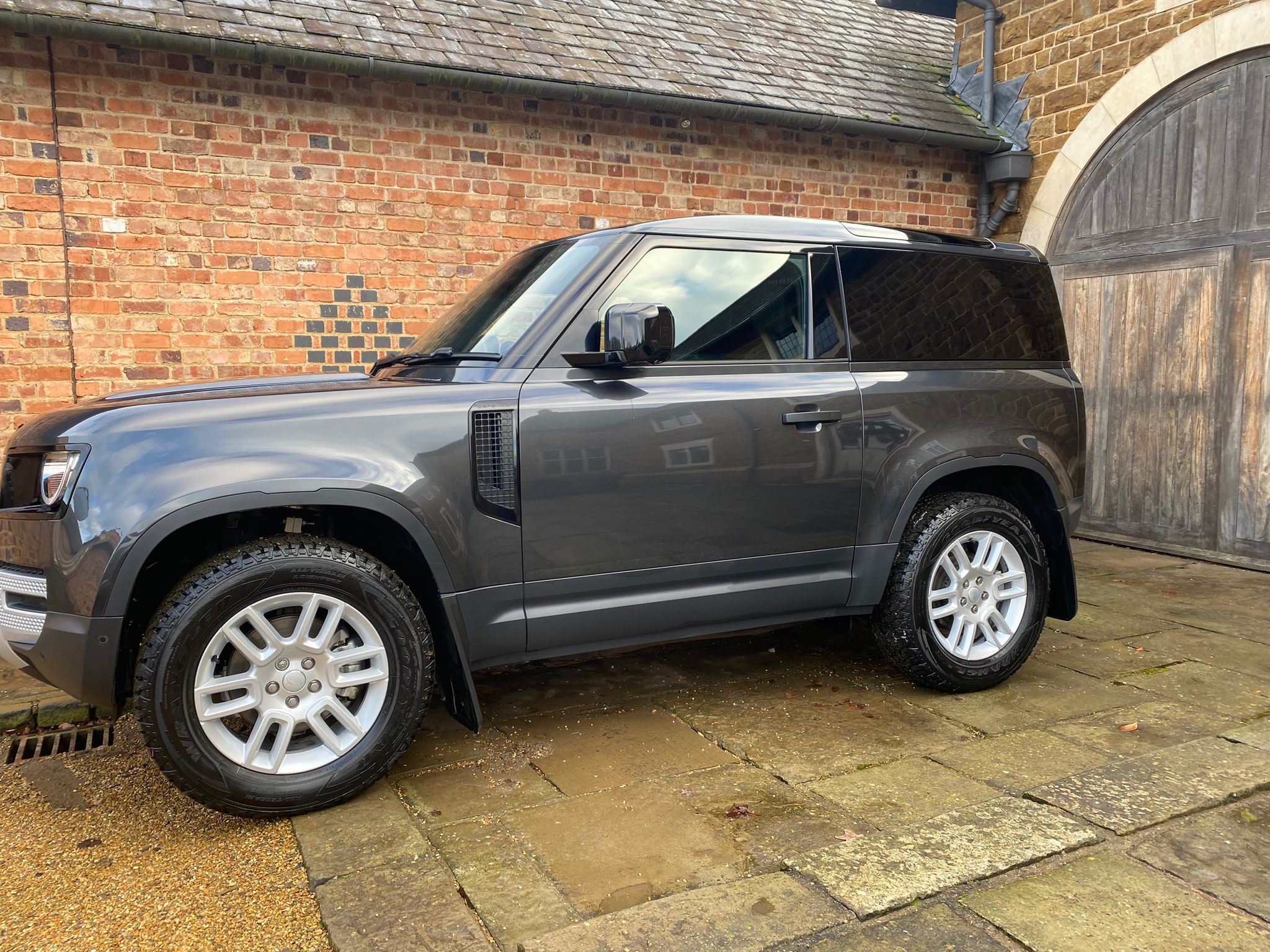 Land Rover Defender full valet